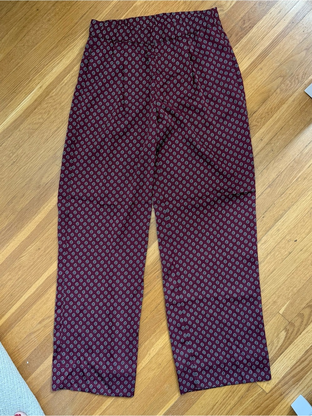 H&M Burgundy Patterned Casual Trousers
